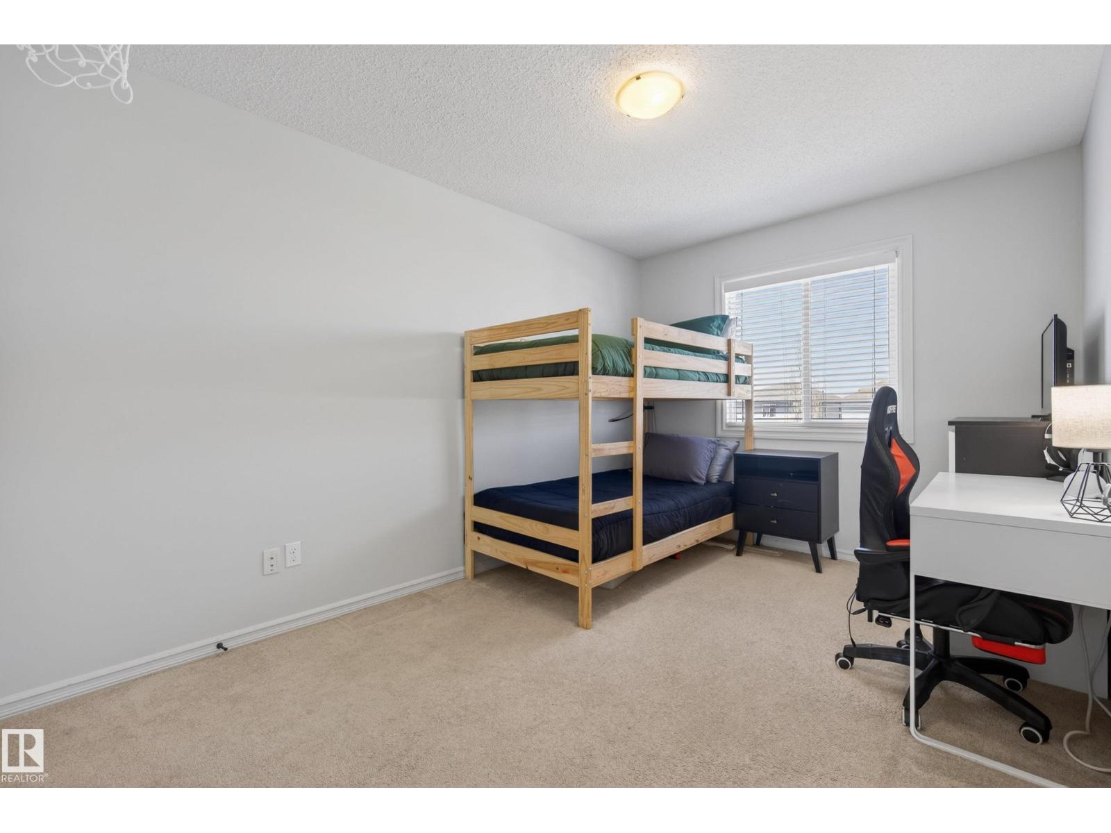 1148 35 AV NW, Edmonton