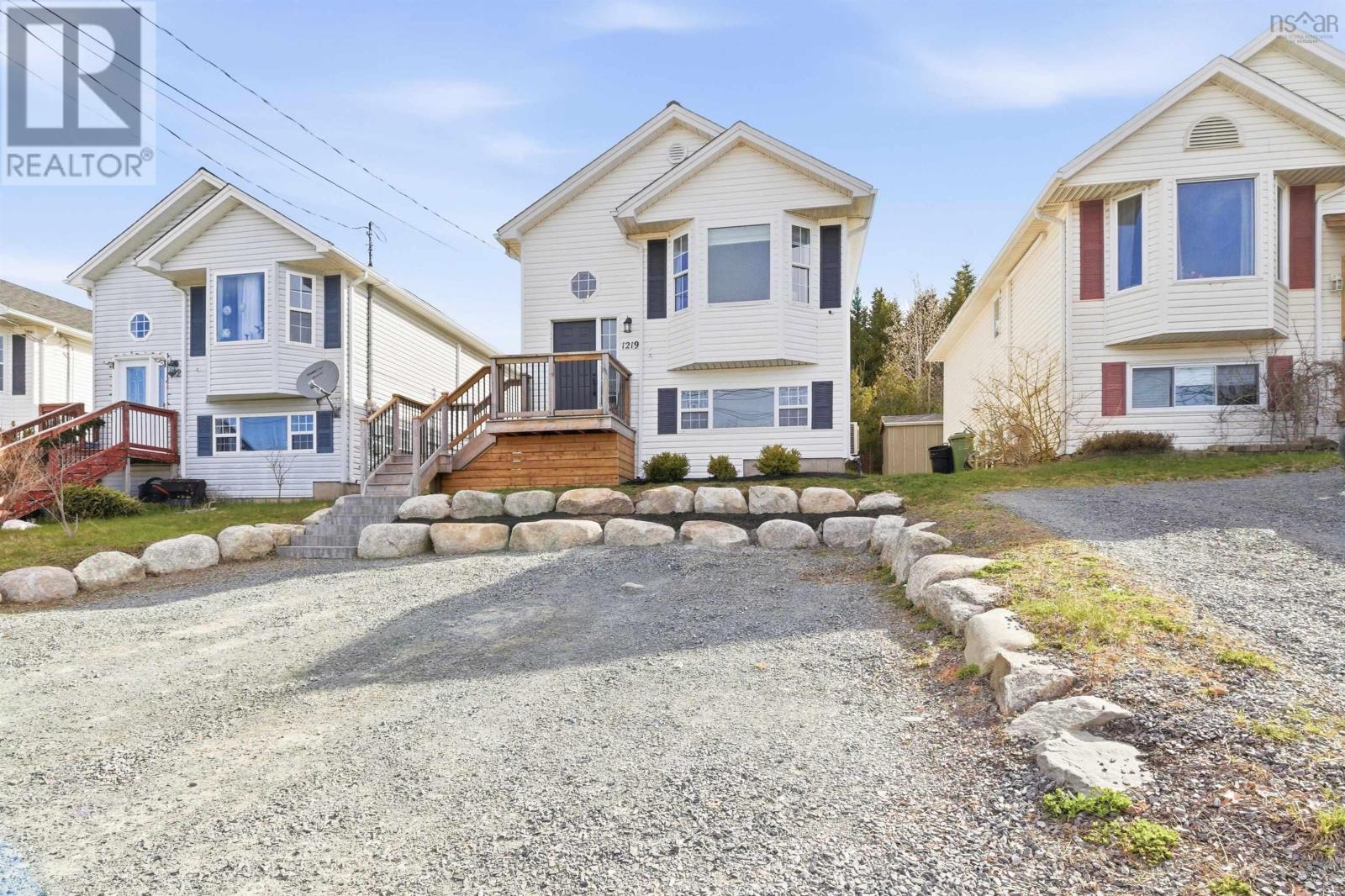 Property 2 of 50 of 1219 Sackville Drive