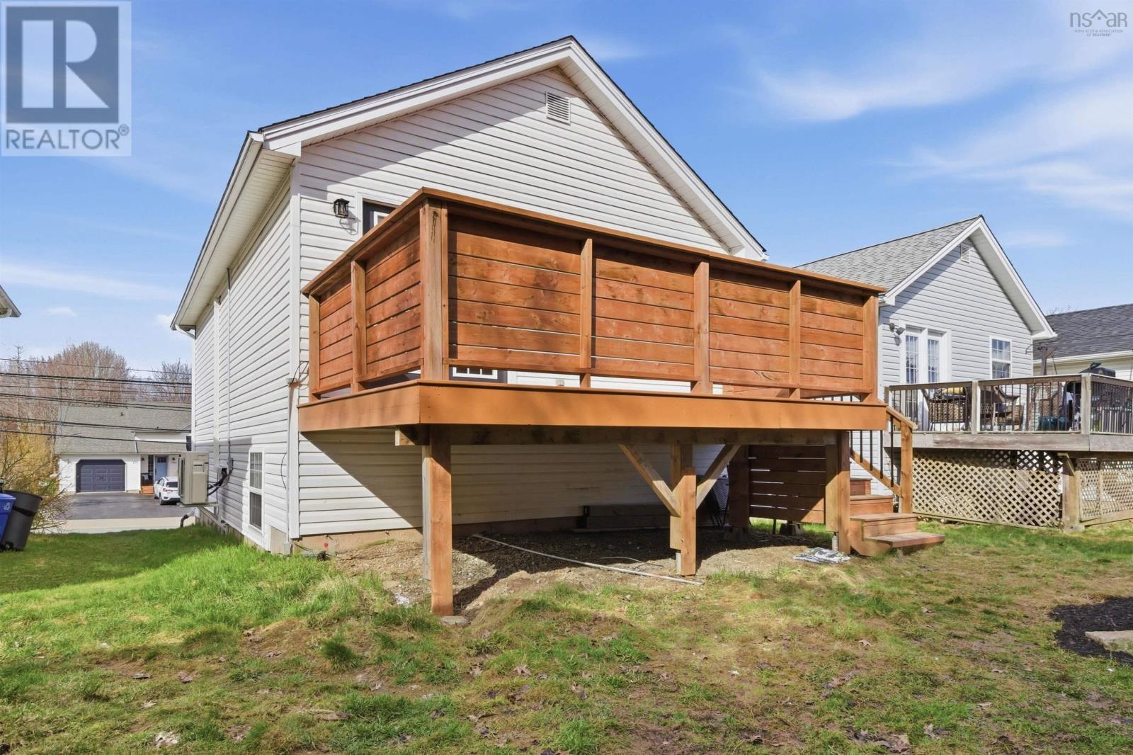 Property 36 of 50 of 1219 Sackville Drive