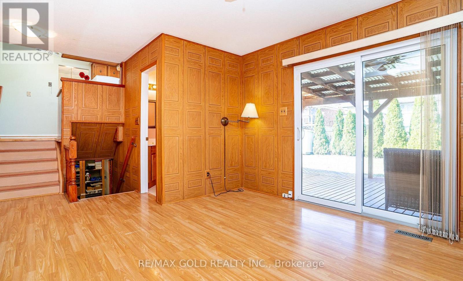 34 DEERFIELD CRESCENT - 28