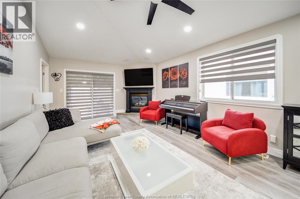 1977 KIRKLAND AVENUE, Windsor, Ontario, N8P1P7 — Photo 6