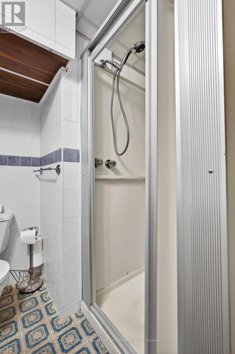 47 SPRINGBROOK DRIVE - 29