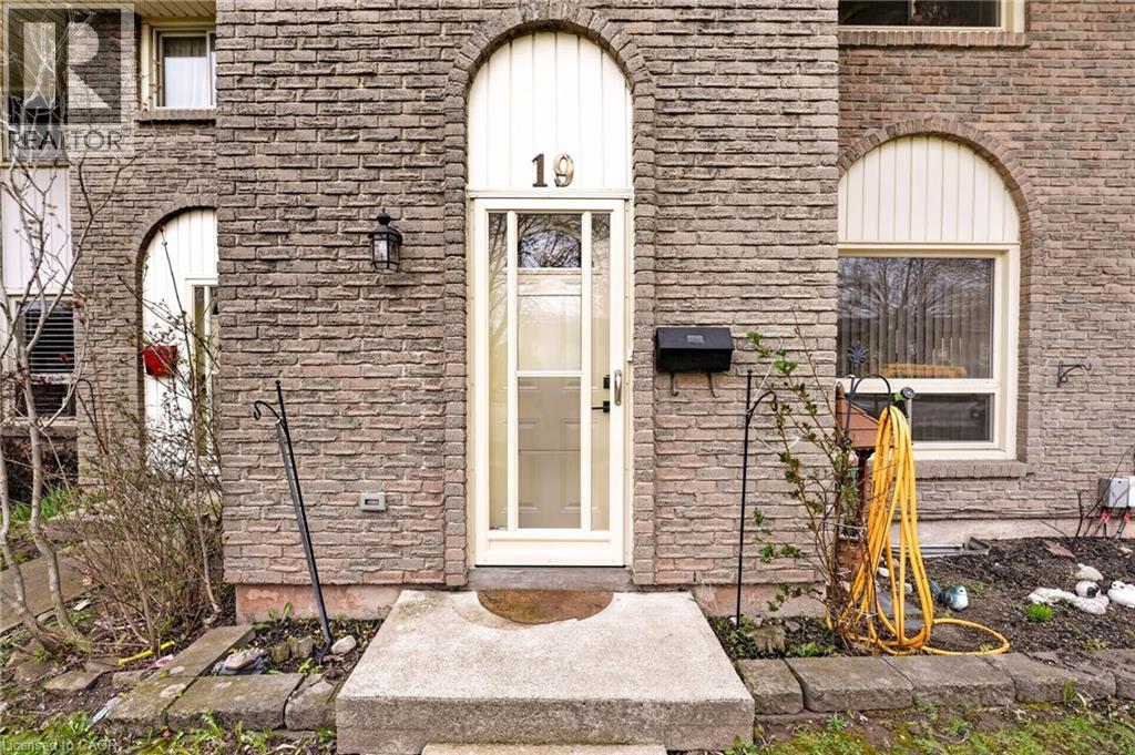 150 GATESHEAD Crescent Unit# 19, Stoney Creek, Ontario, L8G4A7 — Photo 5
