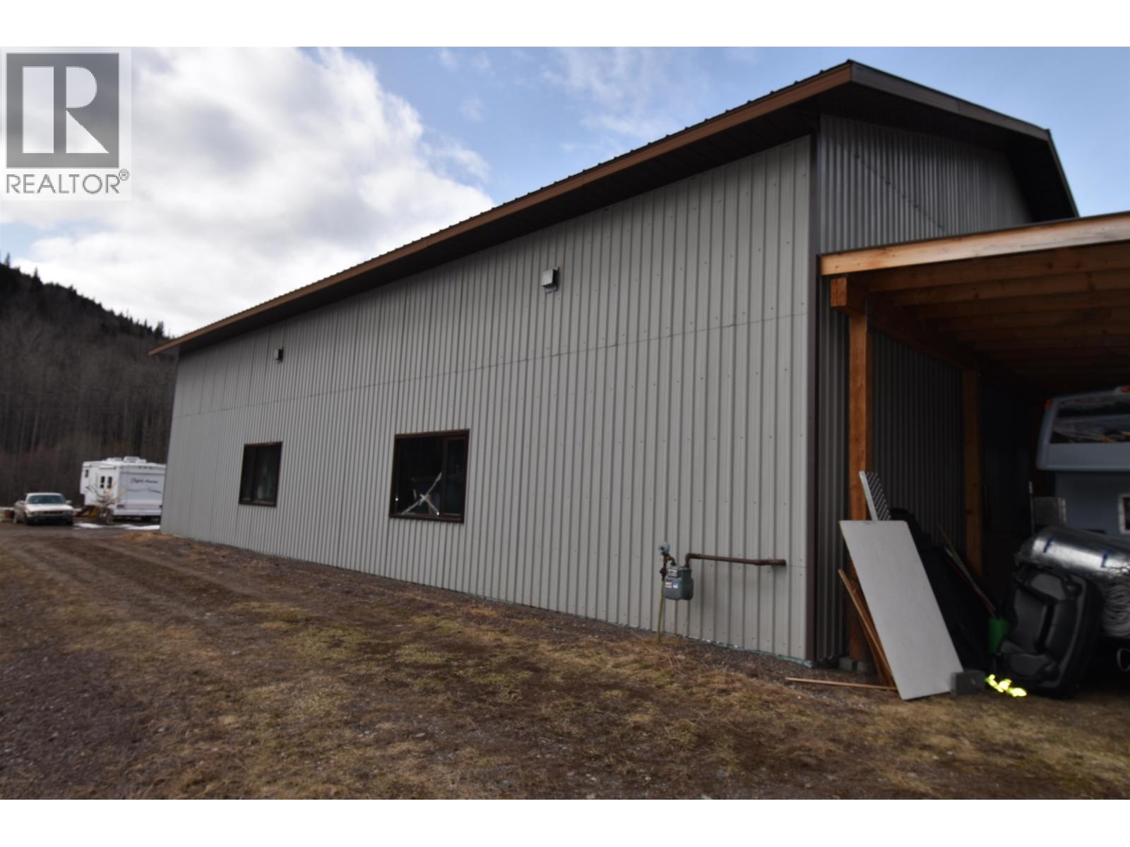 1055 HUDSON BAY MOUNTAIN ROAD, Smithers