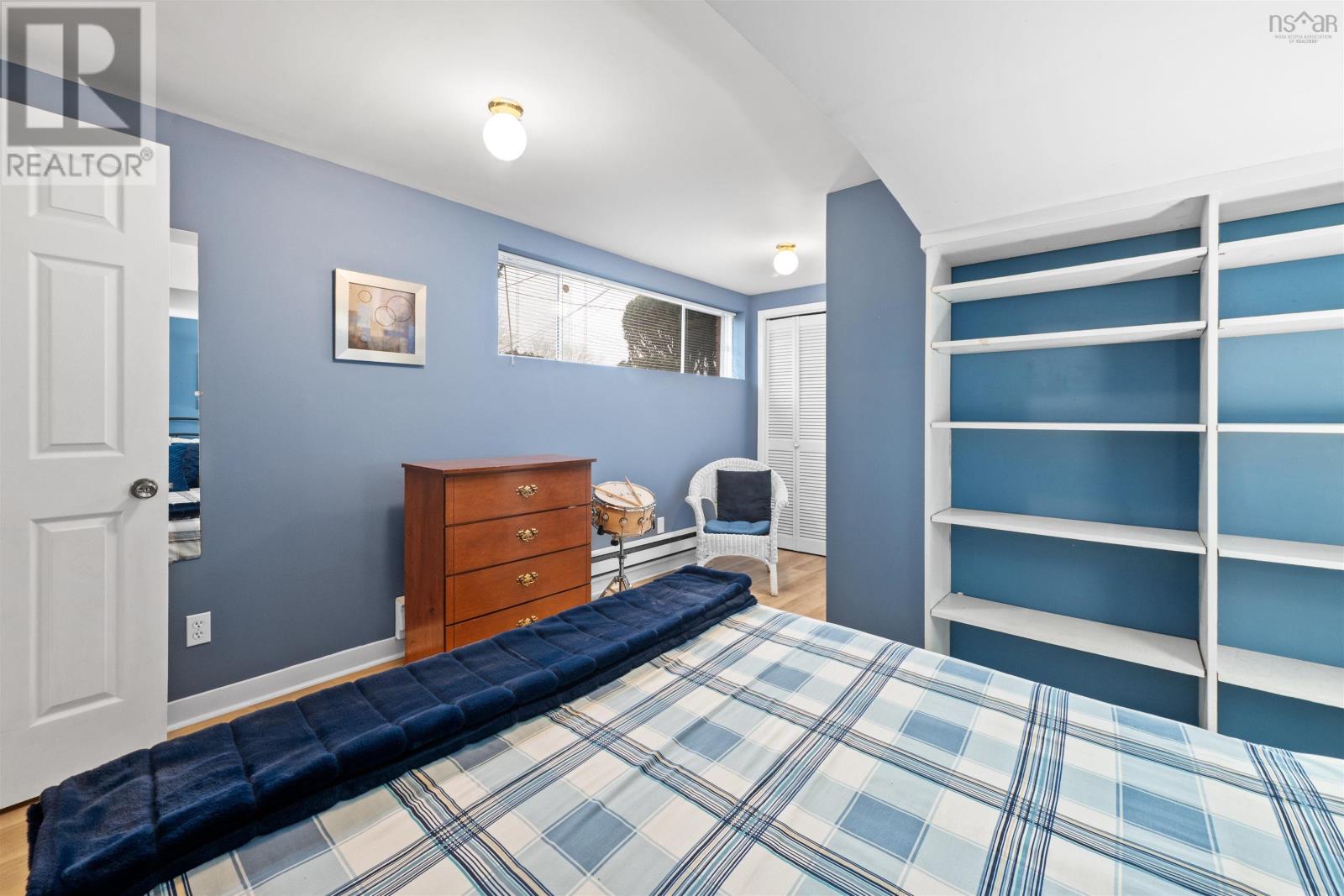 Property 26 of 38 of 32 Canary Crescent