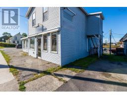 610 Main Street, Yarmouth, NS B5A1J9 Photo 26
