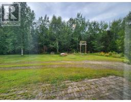 151 Earls Lake Road, Papineau Cameron, ON P0H1V0 Photo 17