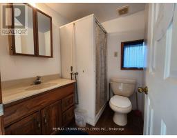 151 Earls Lake Road, Papineau Cameron, ON P0H1V0 Photo 23