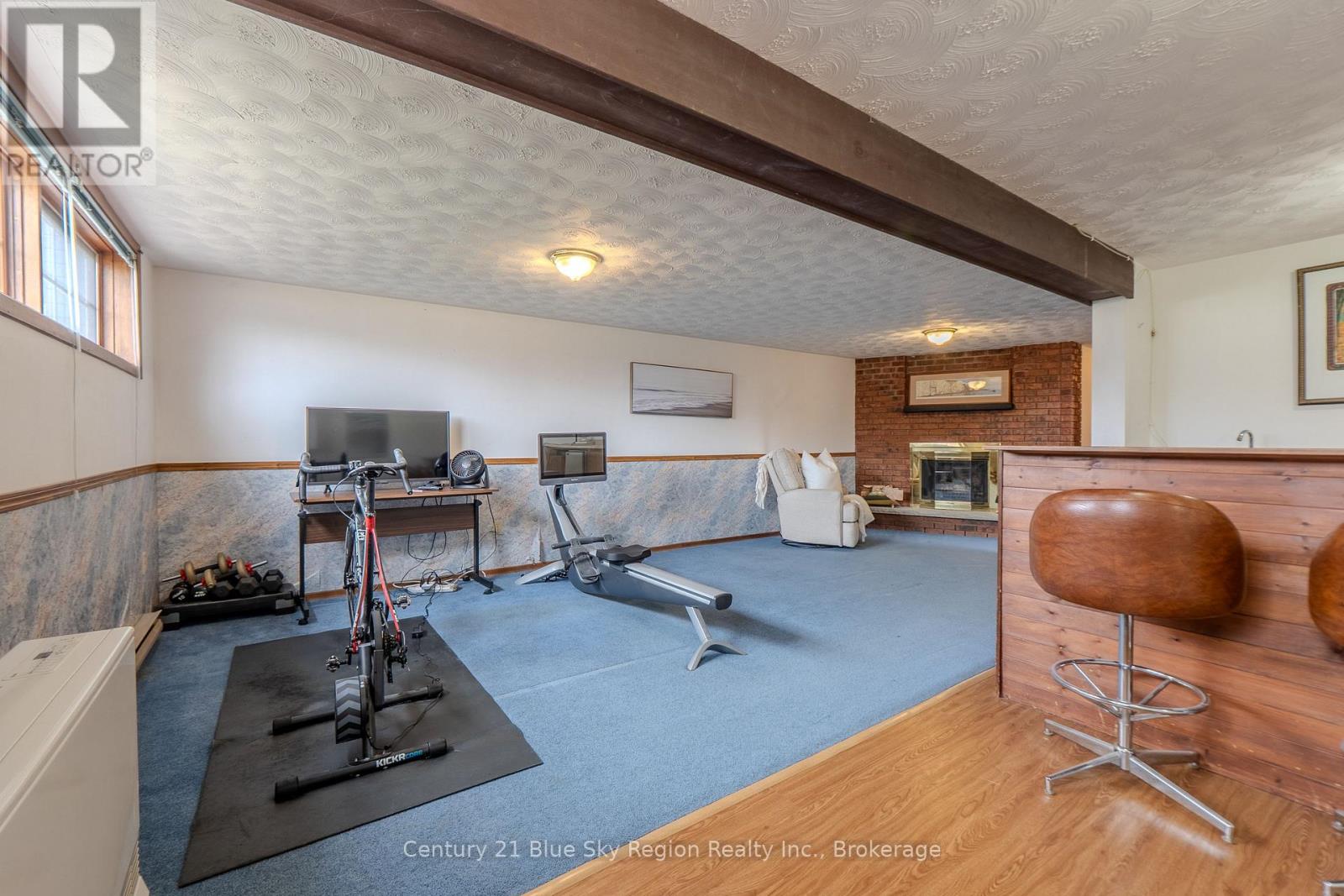 30 HARRIS DRIVE - 29