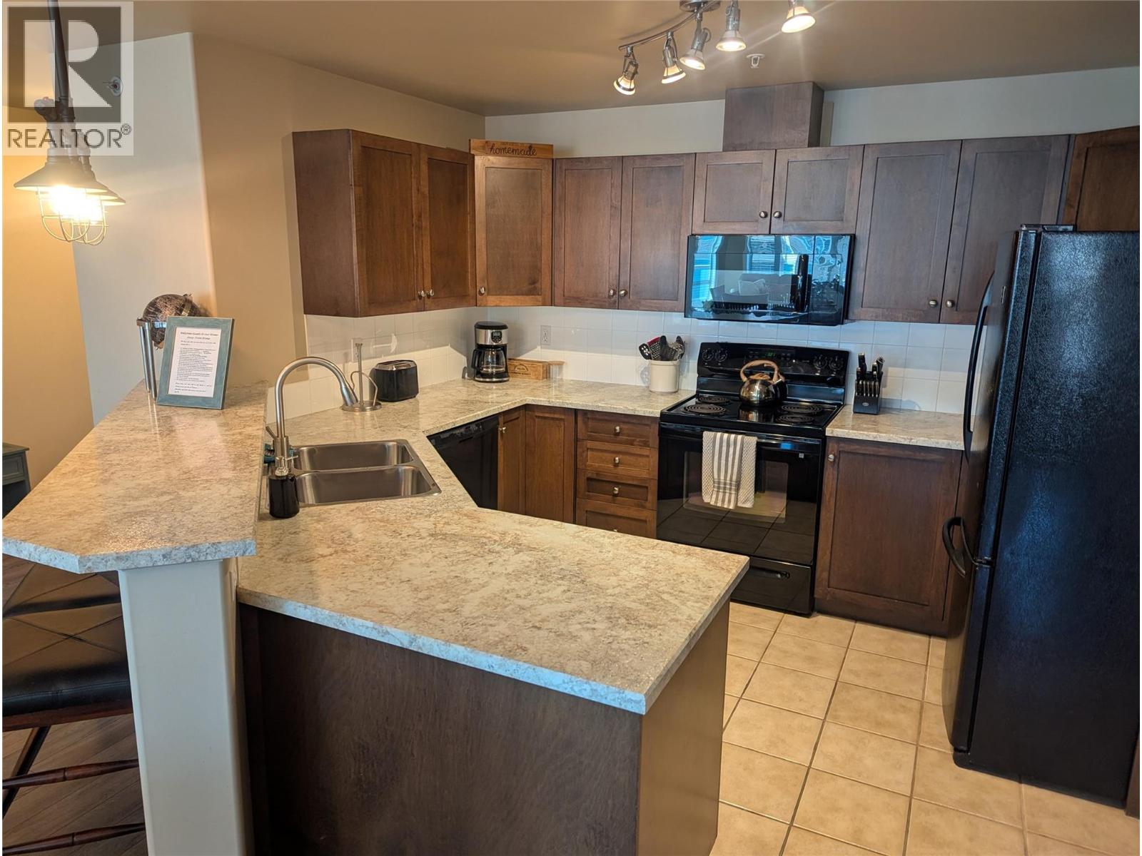 1502 1128 Sunset Drive, Kelowna