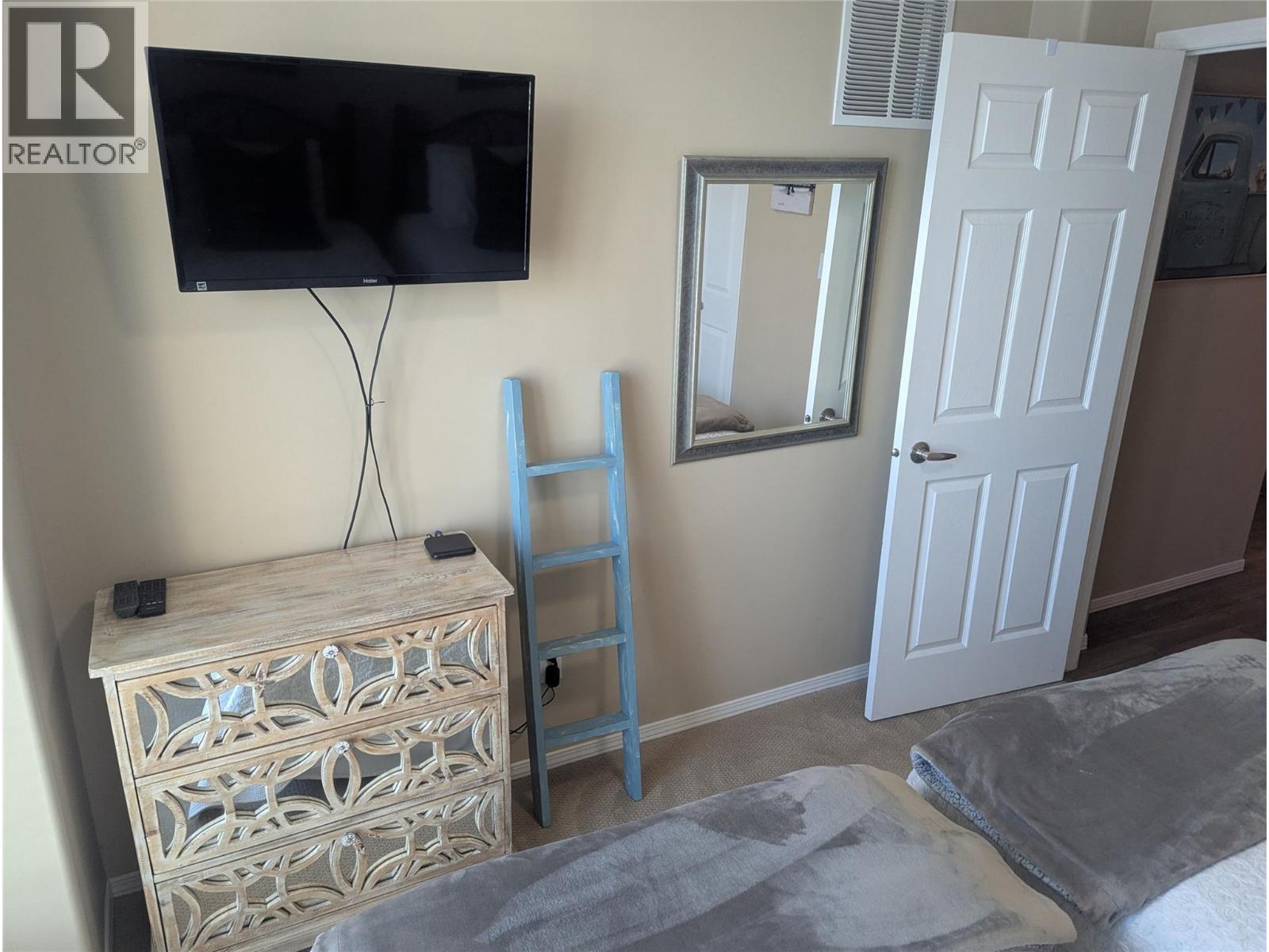 1502 1128 Sunset Drive, Kelowna