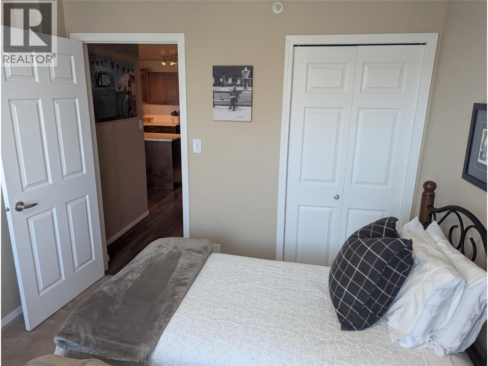 1502 1128 Sunset Drive, Kelowna