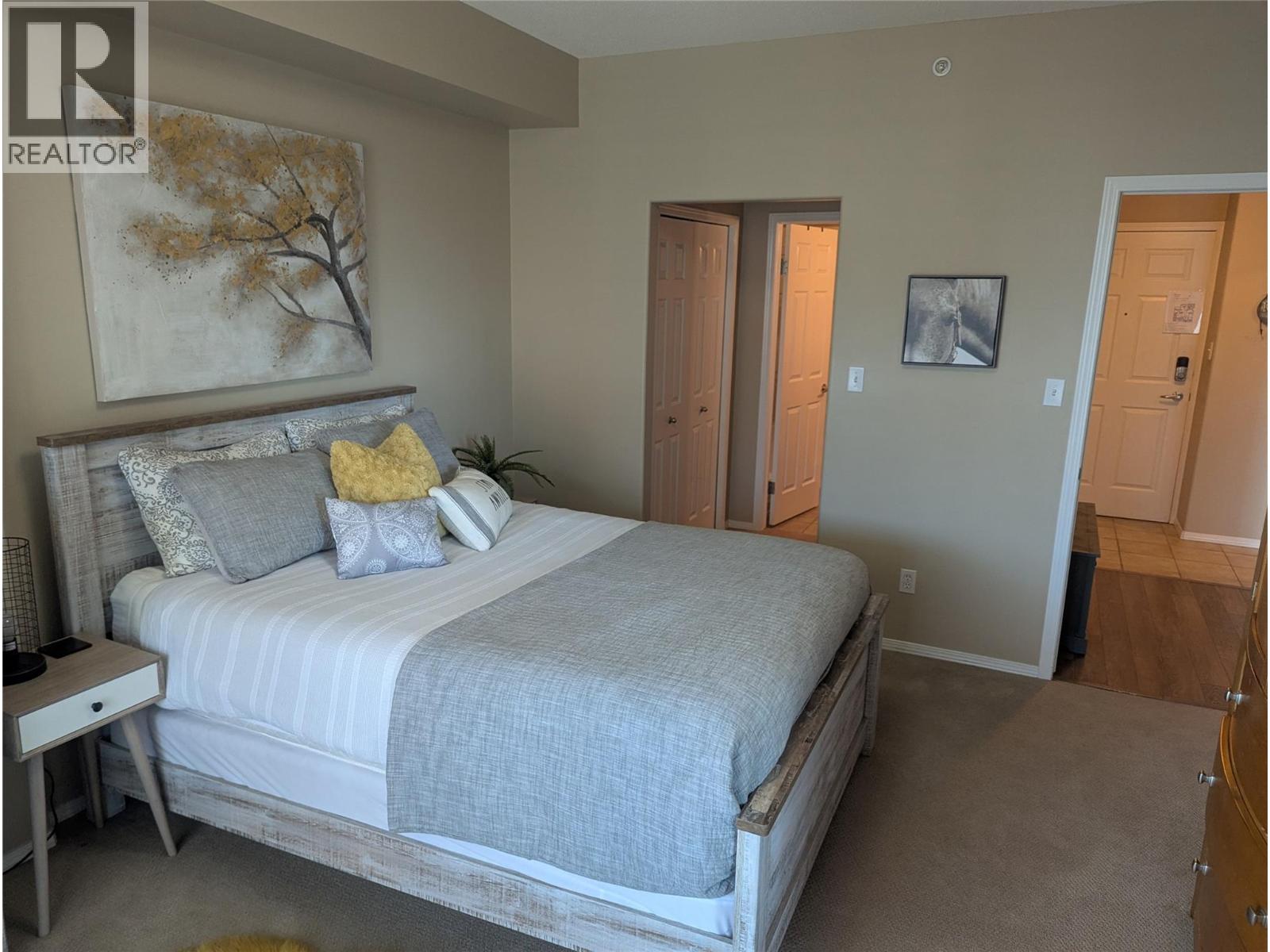 1502 1128 Sunset Drive, Kelowna