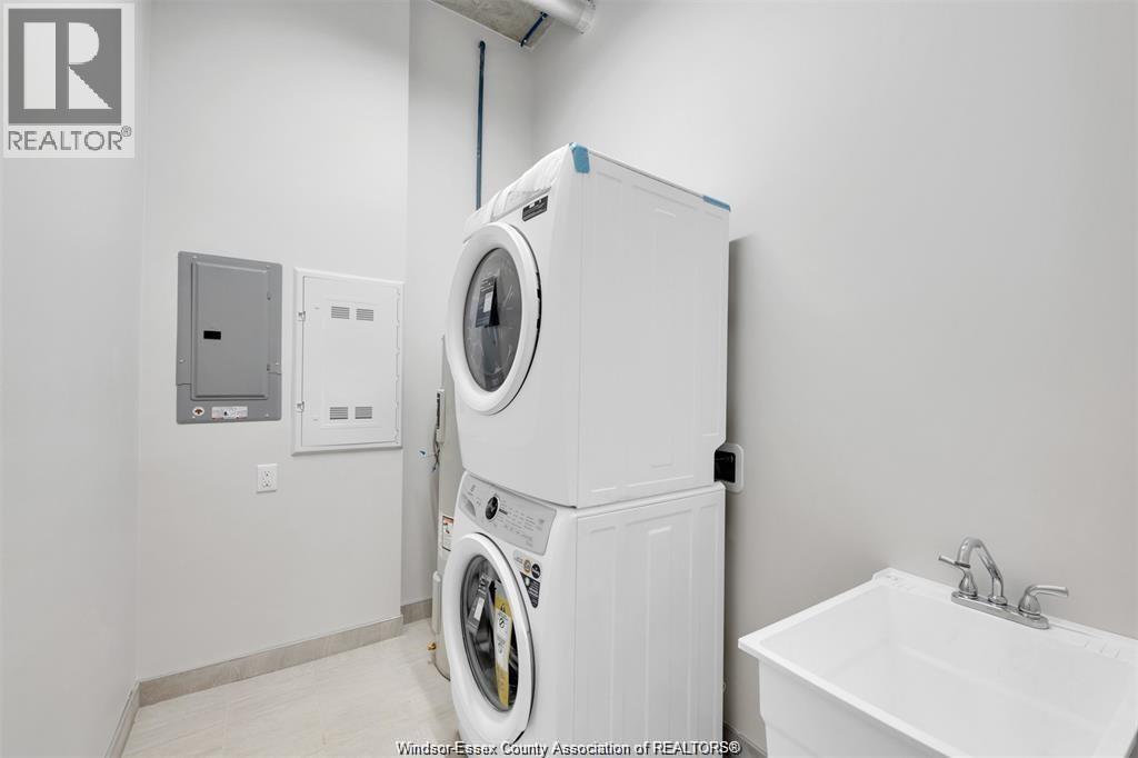 11941 TECUMSEH ROAD East Unit# 405, Tecumseh, Ontario, N8N3J3 — Photo 4