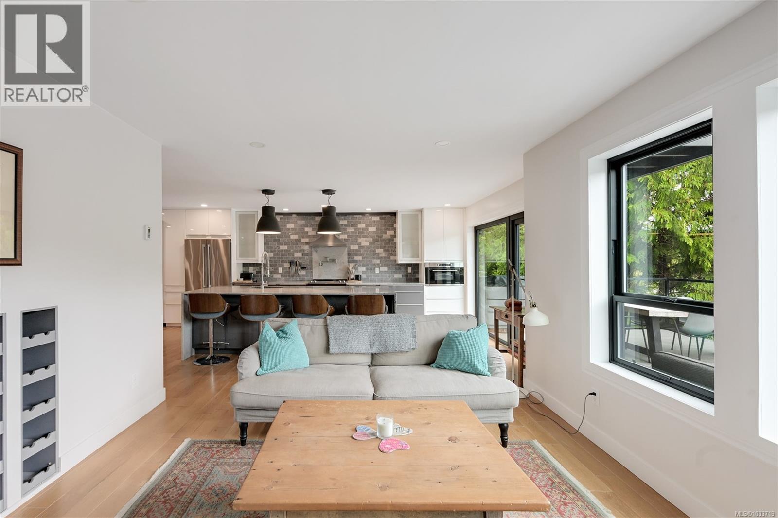 2719 West Shawnigan Lake Rd - 40