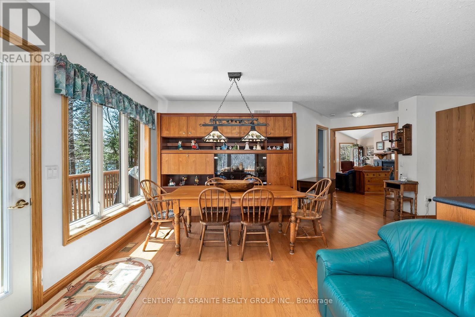 54 CEDAR DRIVE - 10