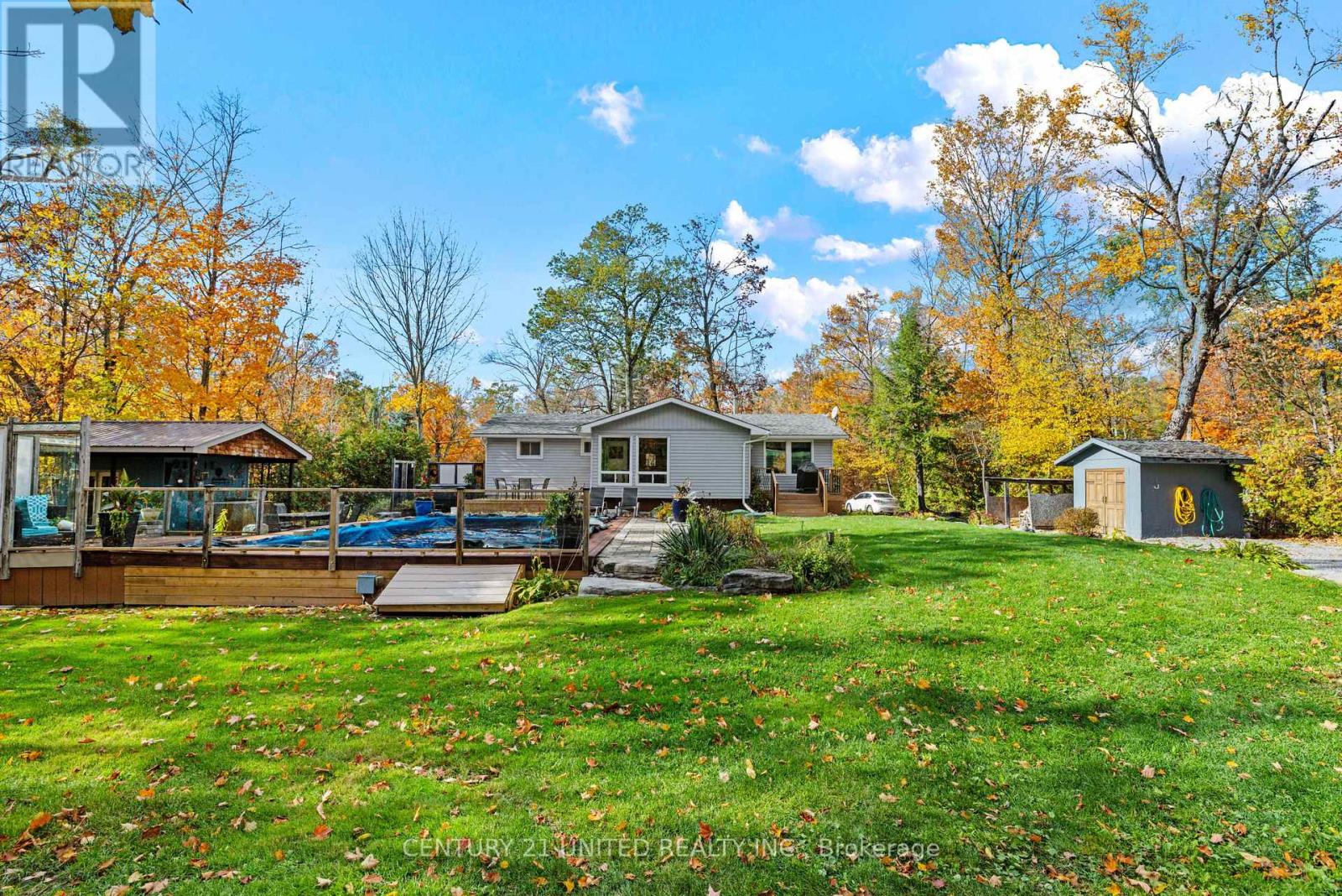 25 SUGARBUSH BOULEVARD - 27