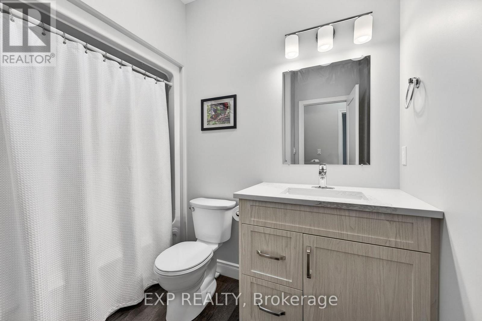 10 COVINGTON CRESCENT - 18