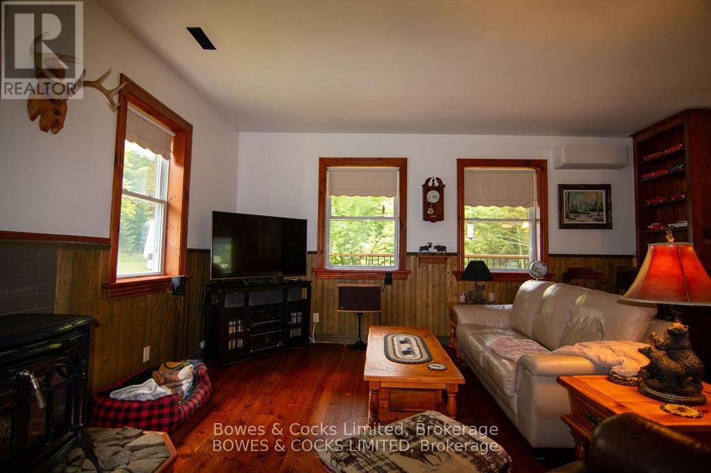 72 JONES ROAD - 8