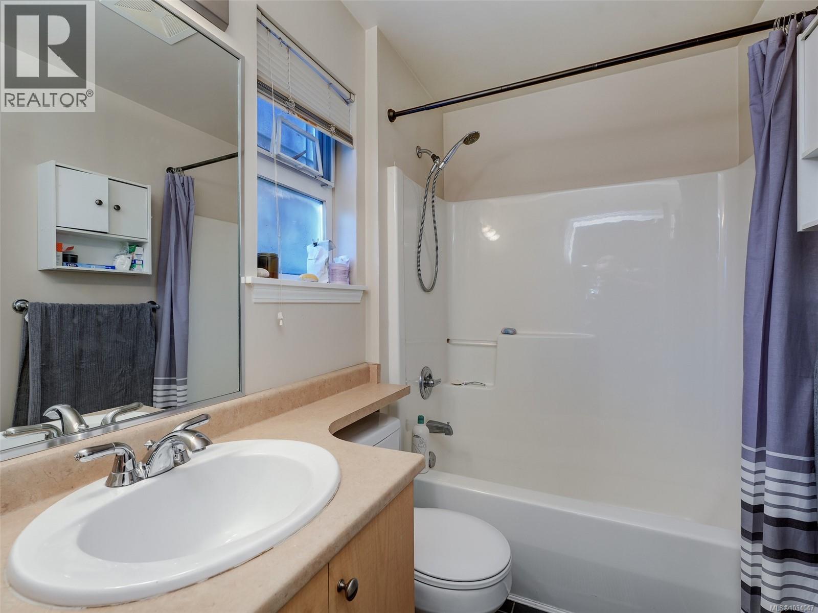 #101 1959 Polo Park Cres - 15