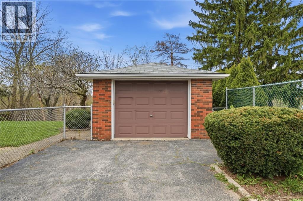 347 HIXON Road - 40