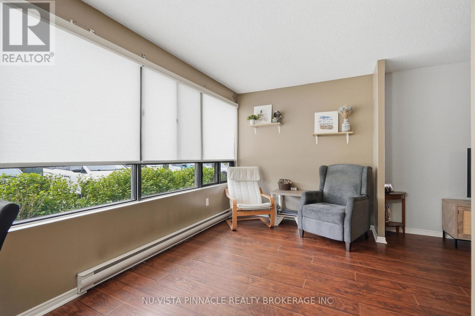 #104 135 BASELINE ROAD W - 14