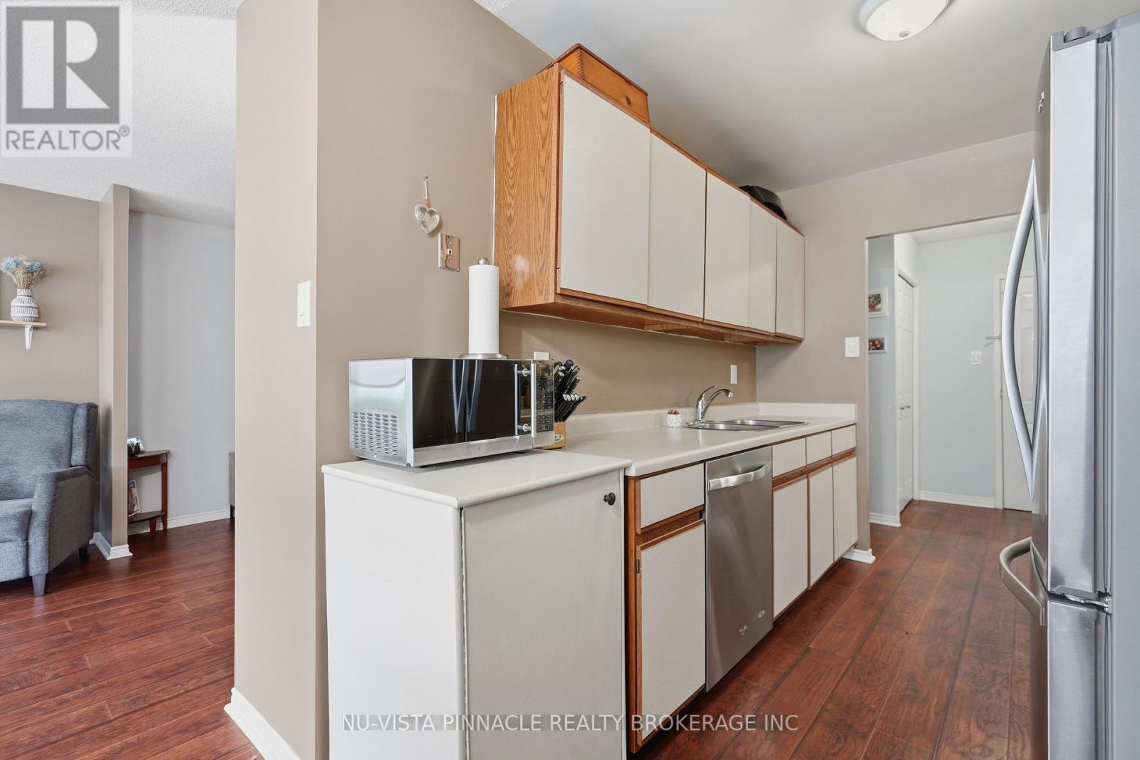 #104 135 BASELINE ROAD W - 20