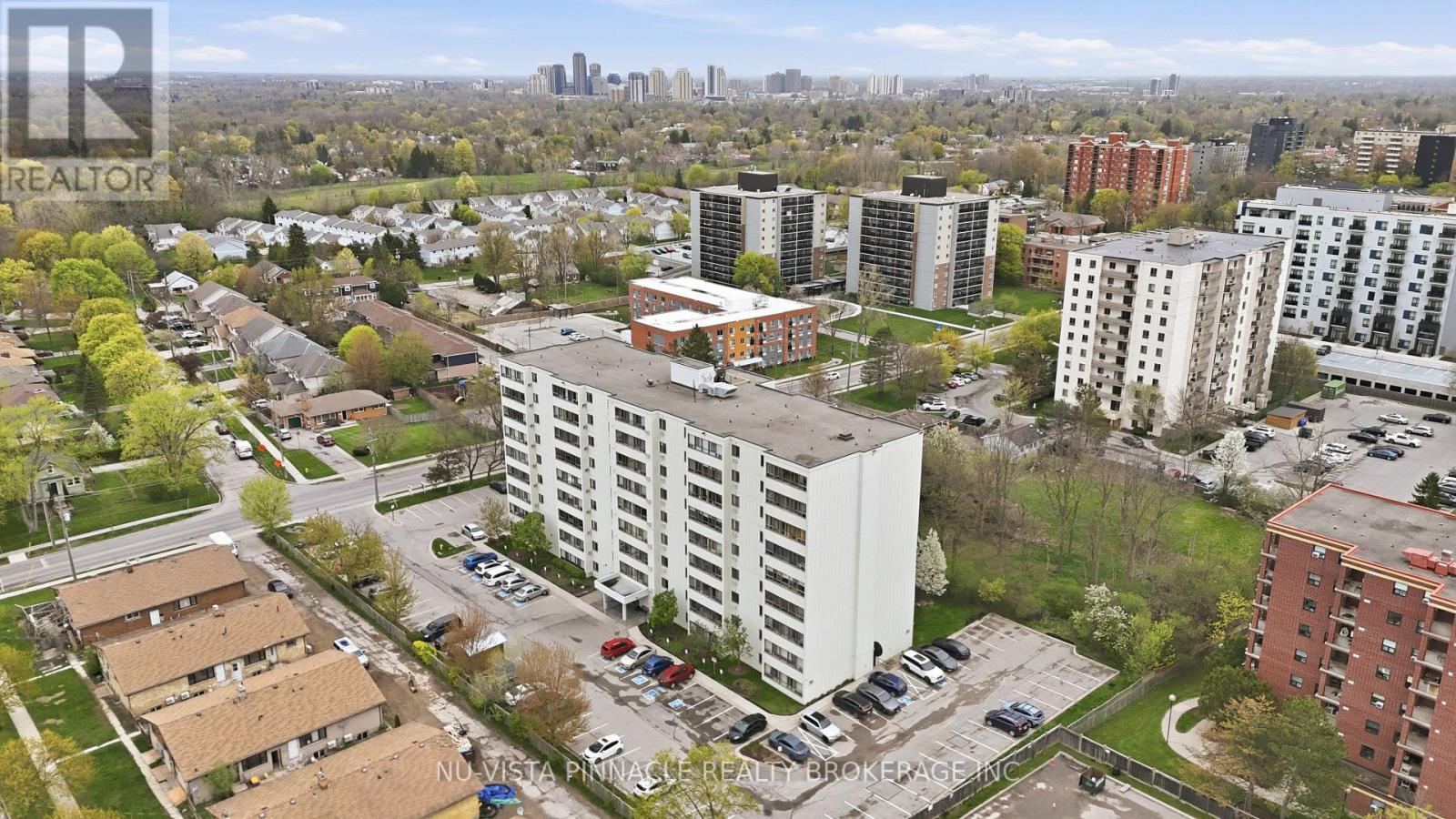 #104 135 BASELINE ROAD W - 31