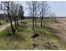 24688 Carroll Line, West Elgin, ON N0L2P0 Photo 15