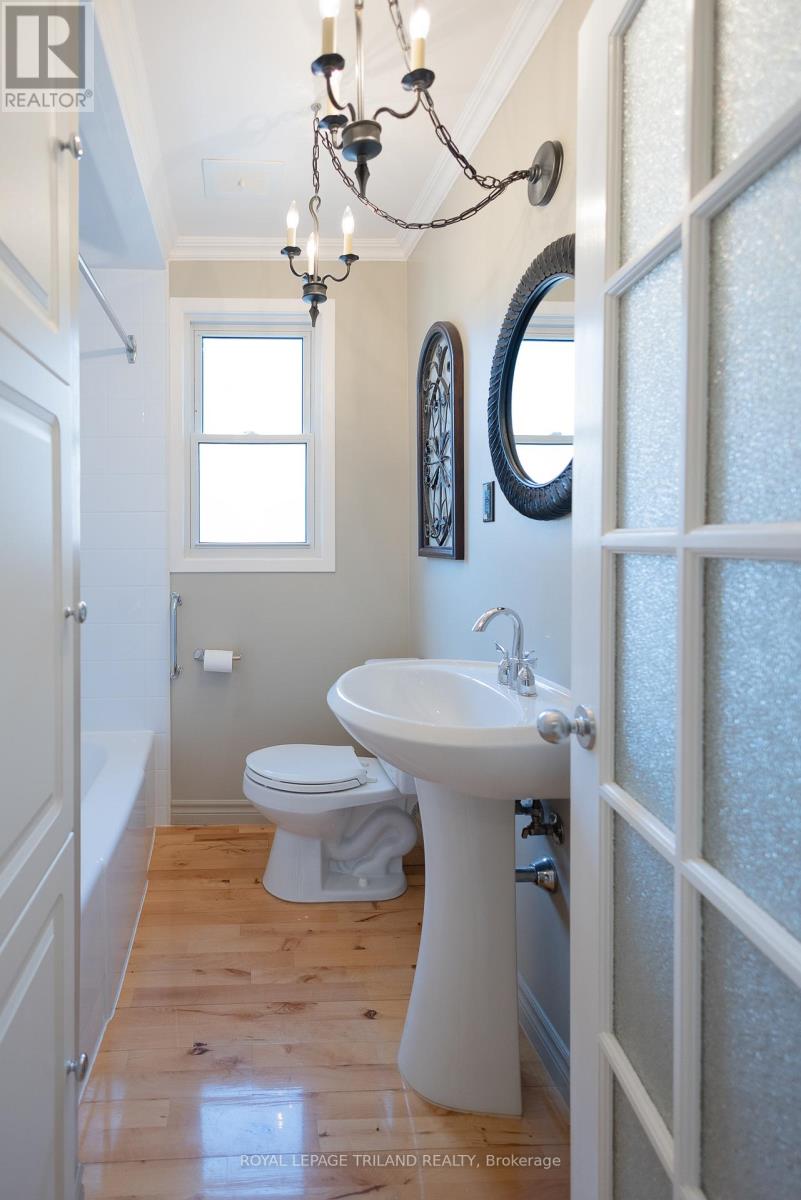 708 NORWOOD AVENUE - 18