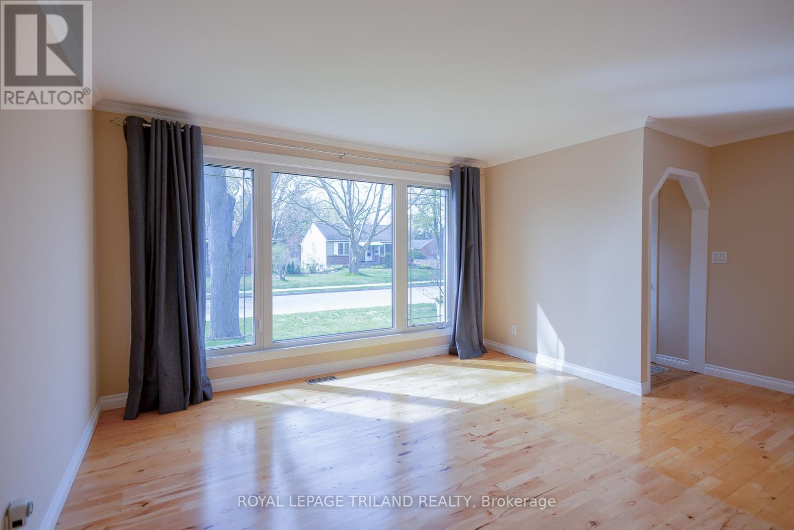 708 NORWOOD AVENUE - 8