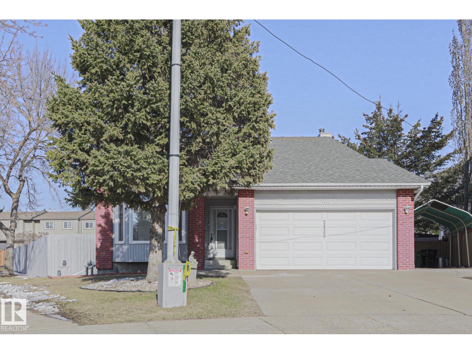 2433 89 ST NW, Edmonton