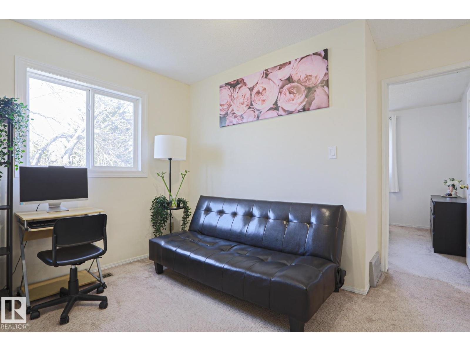 2433 89 ST NW, Edmonton