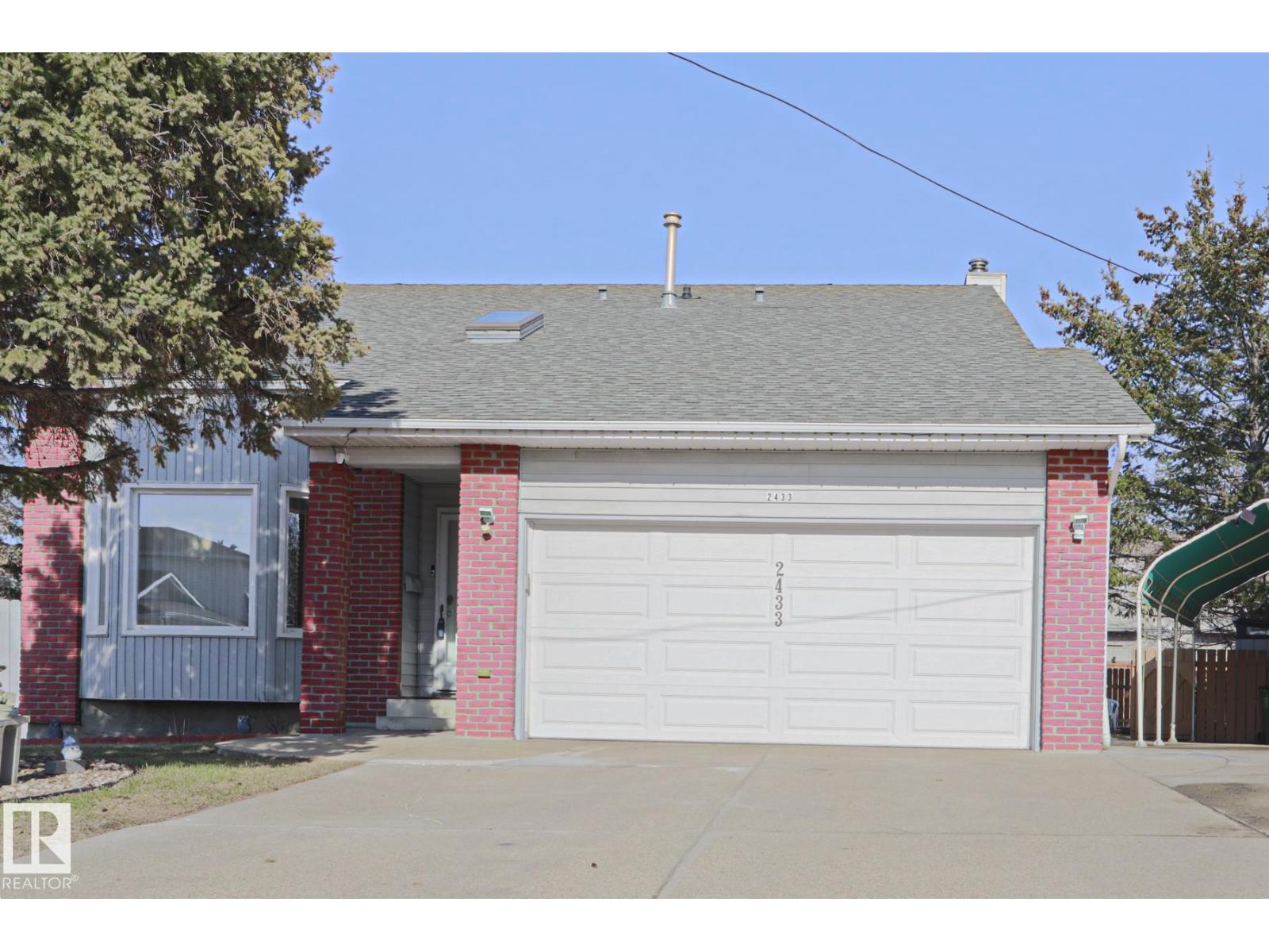 2433 89 ST NW, Edmonton