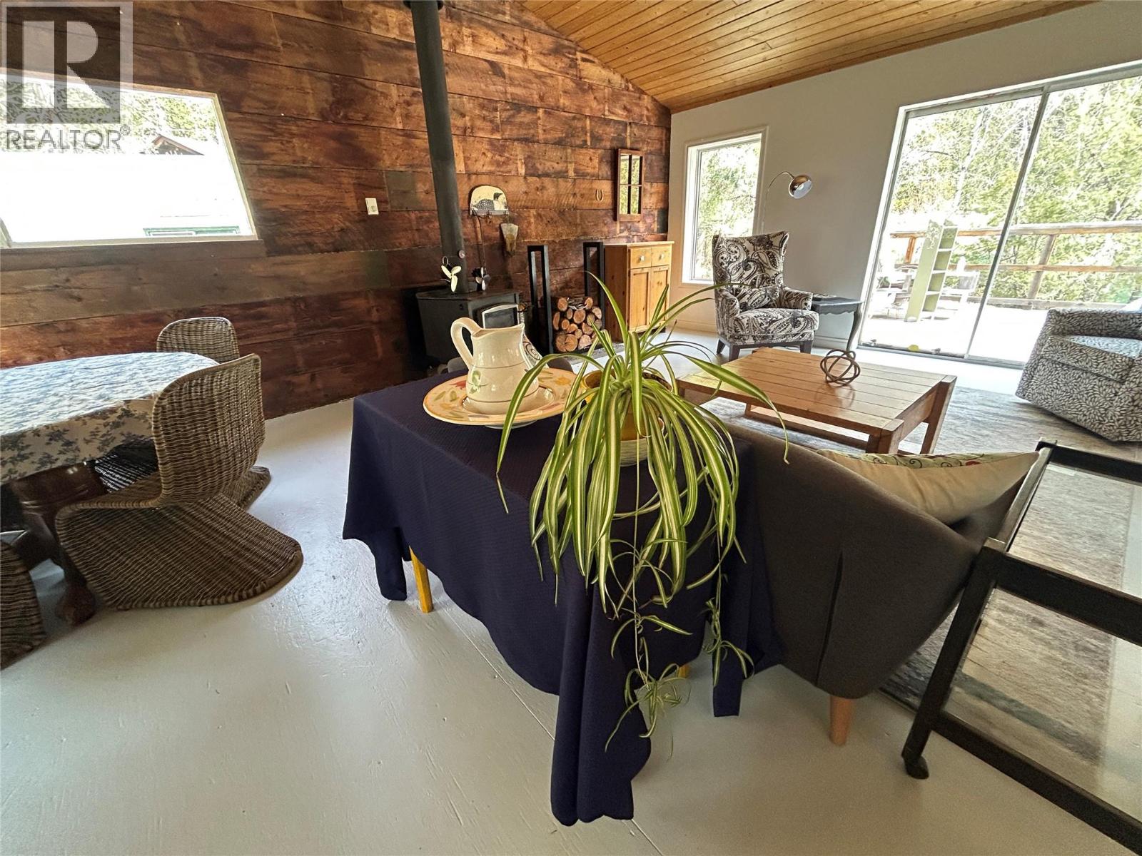 5648 Lazy Lake Road - 21