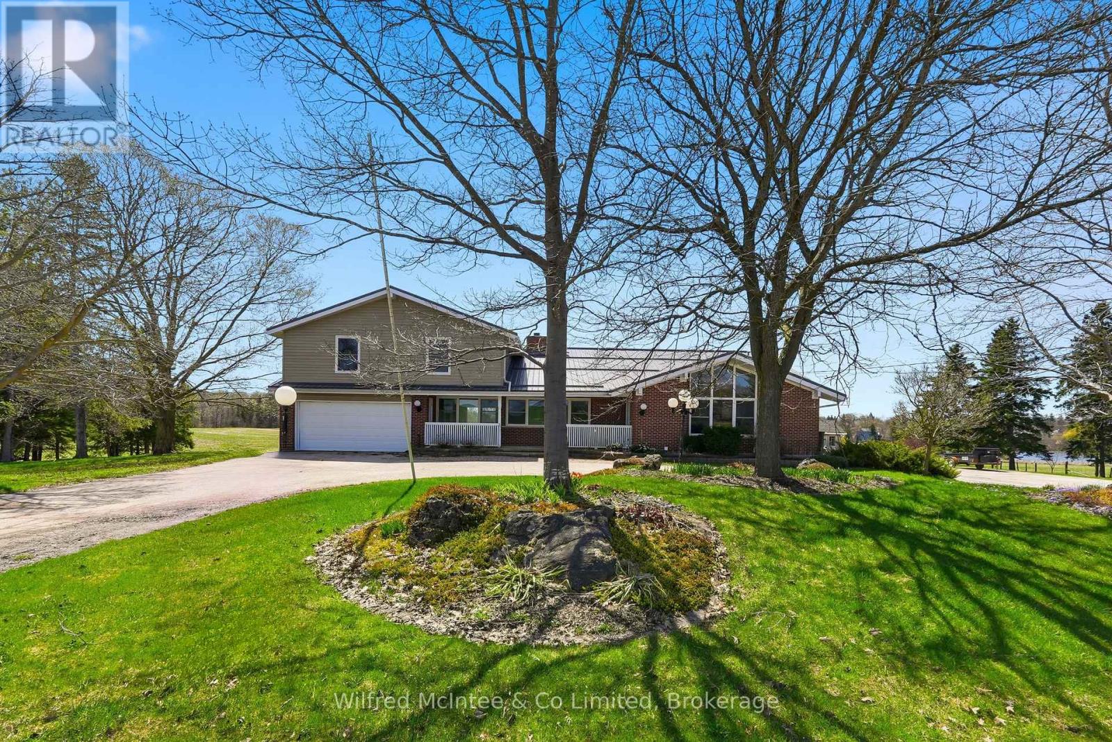1773 BRUCE ROAD 10 - 35