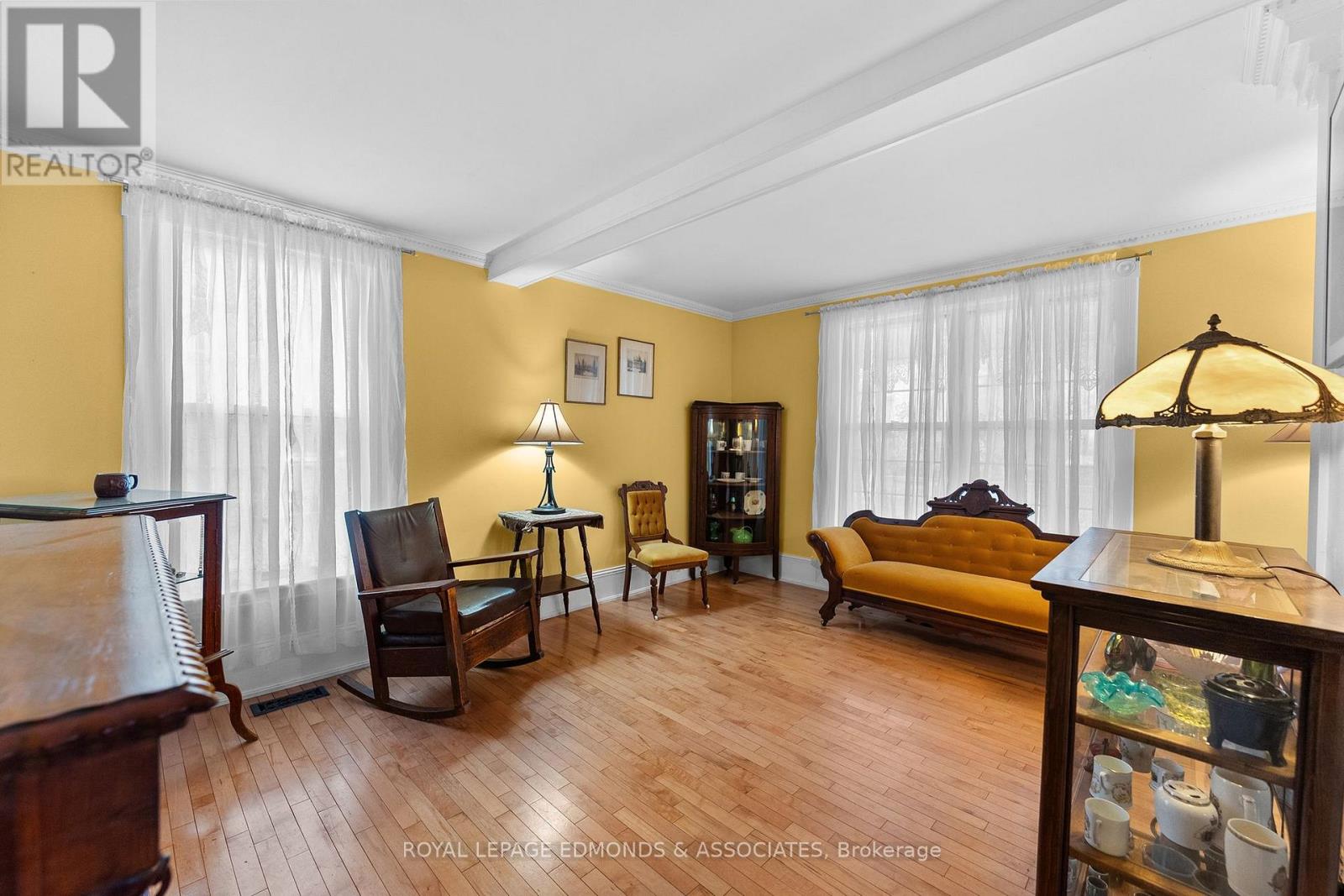 146 MARY STREET - 6