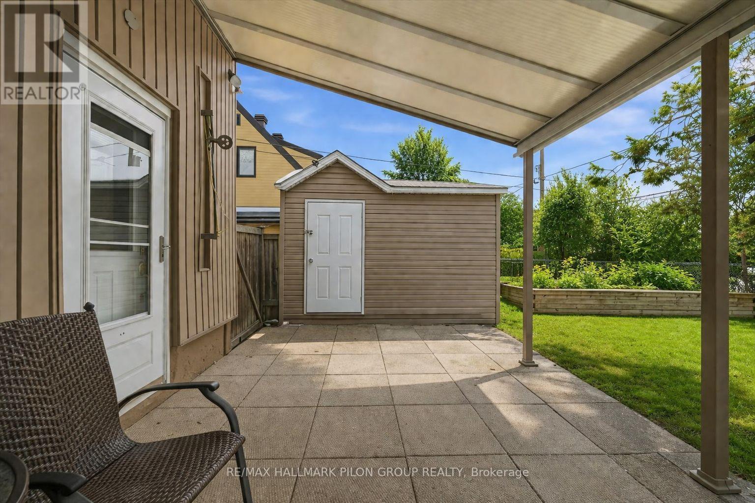 962 WESTON DRIVE - 25