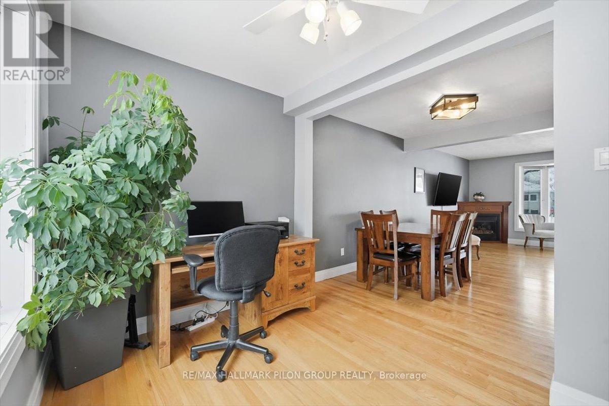 962 WESTON DRIVE - 7