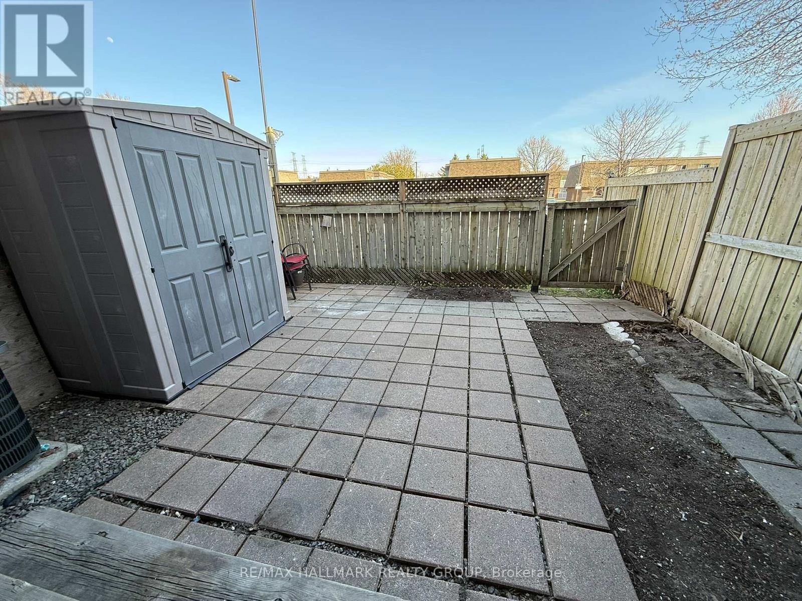 2912 FAIRLEA CRESCENT - 20