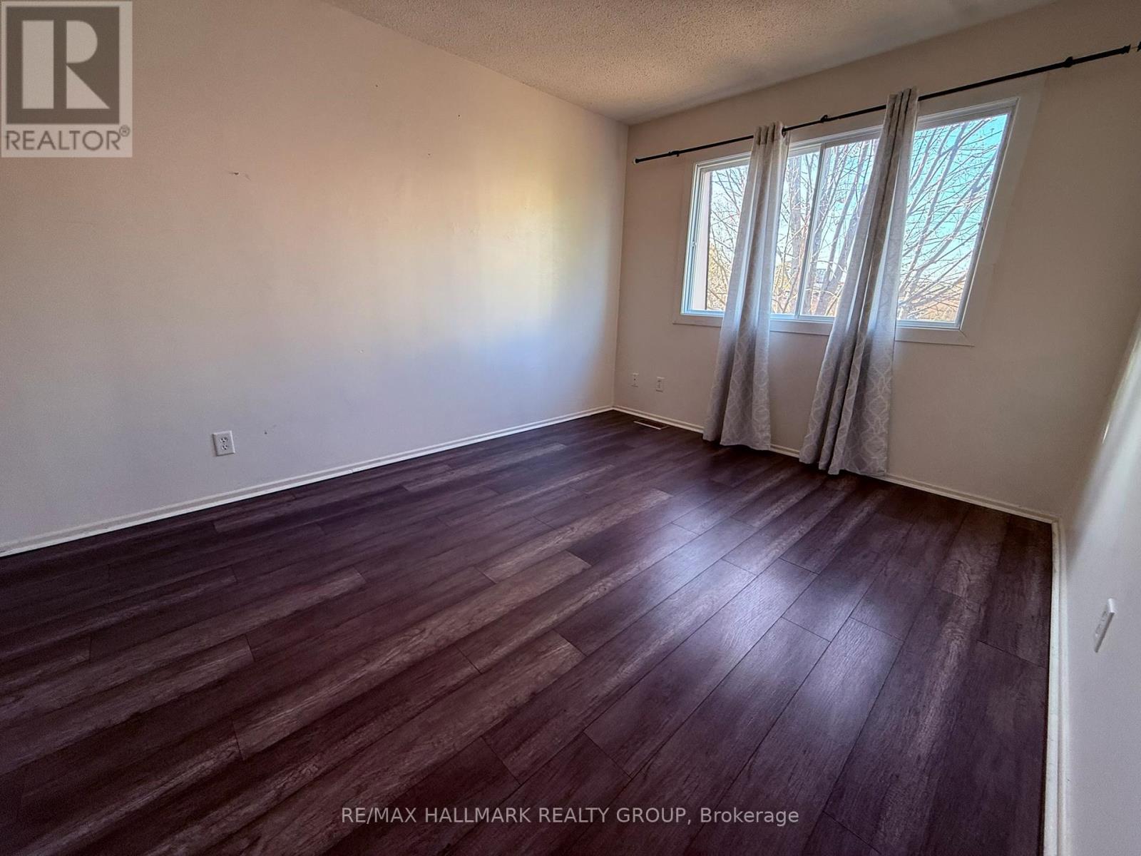 2912 FAIRLEA CRESCENT - 9