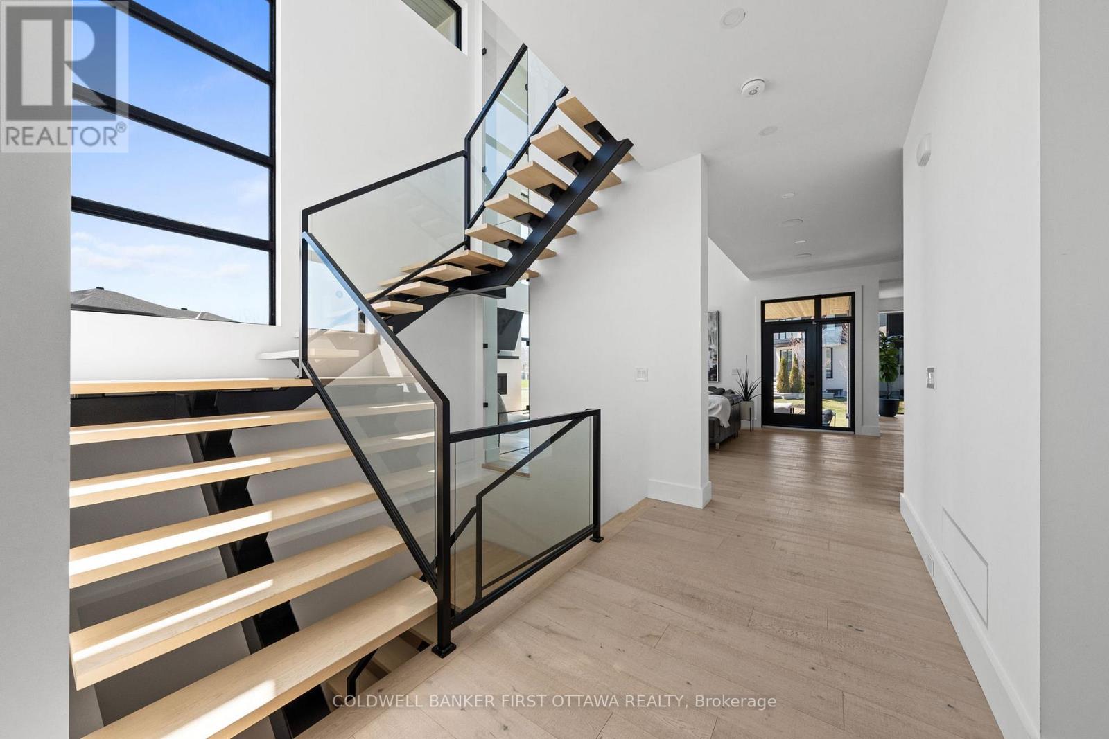 781 MCMANUS AVENUE - 11