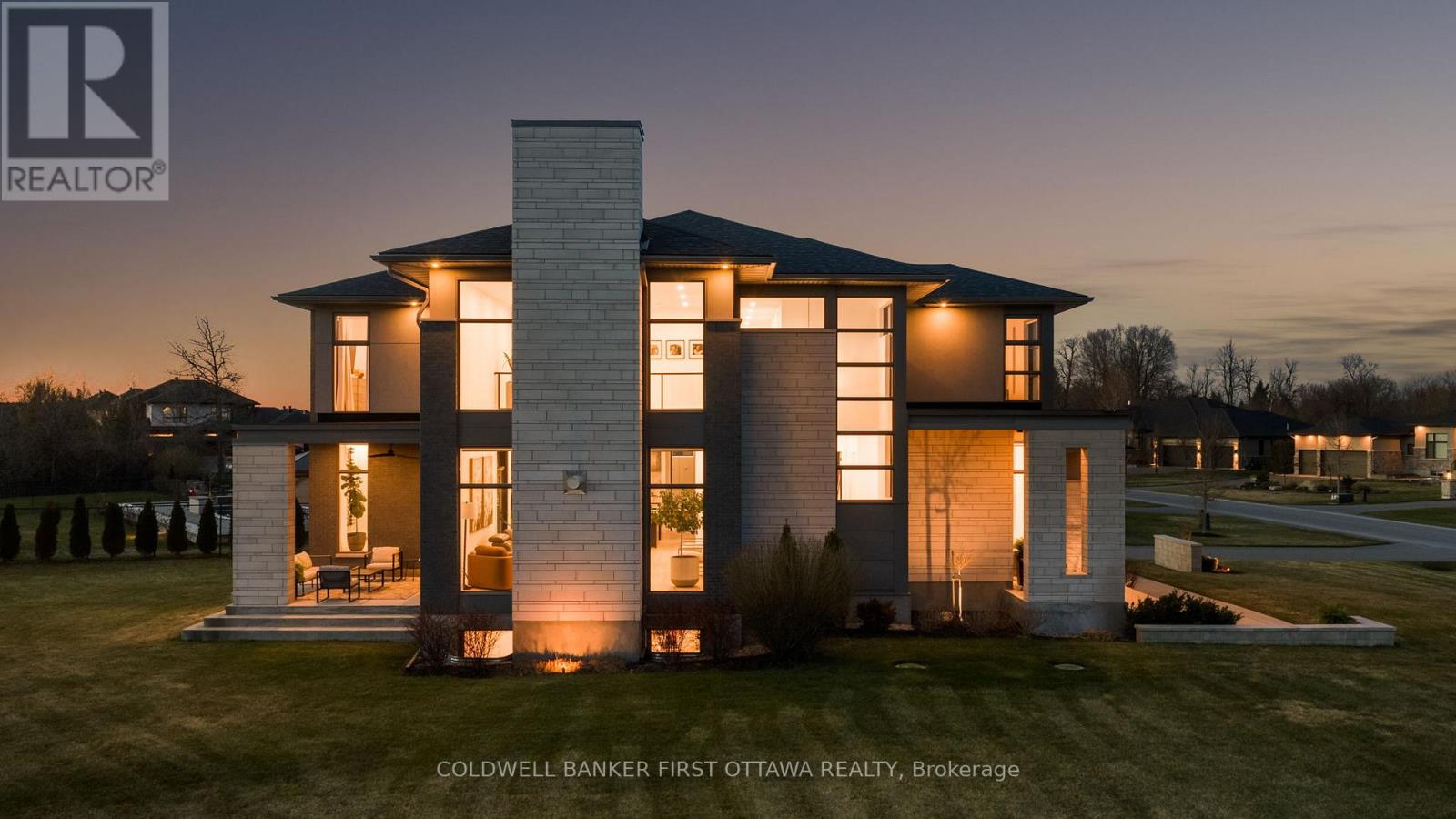 Private luxury oasis in Manotick Estates.