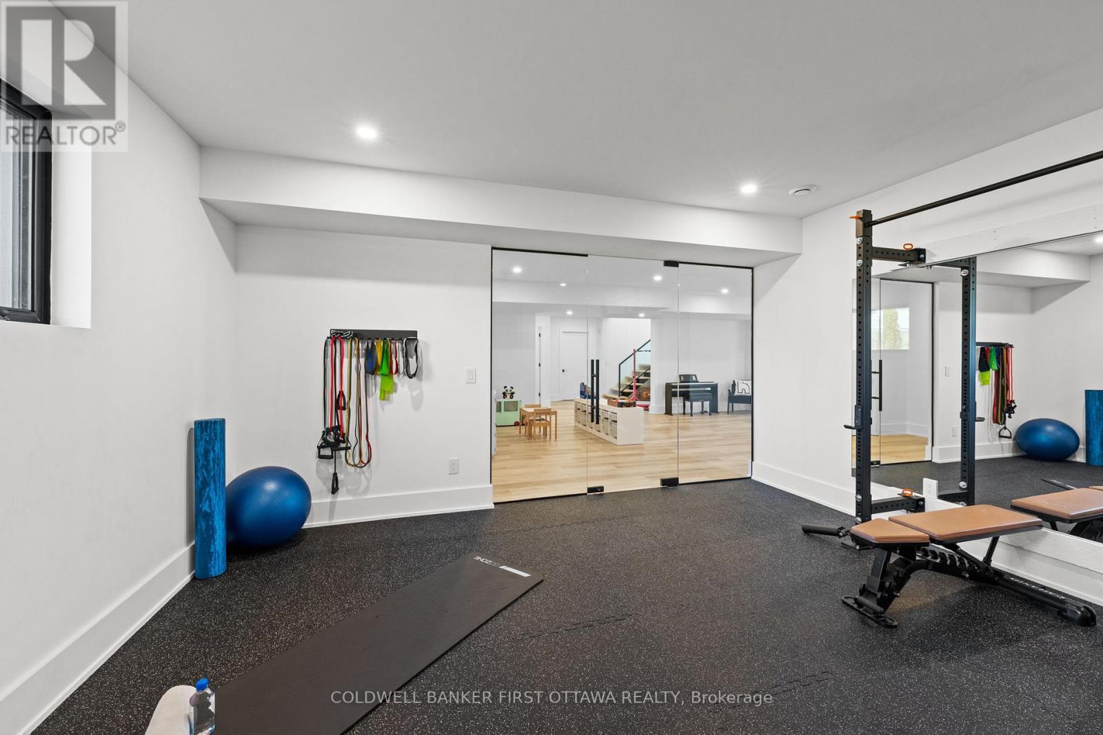 781 MCMANUS AVENUE - 44