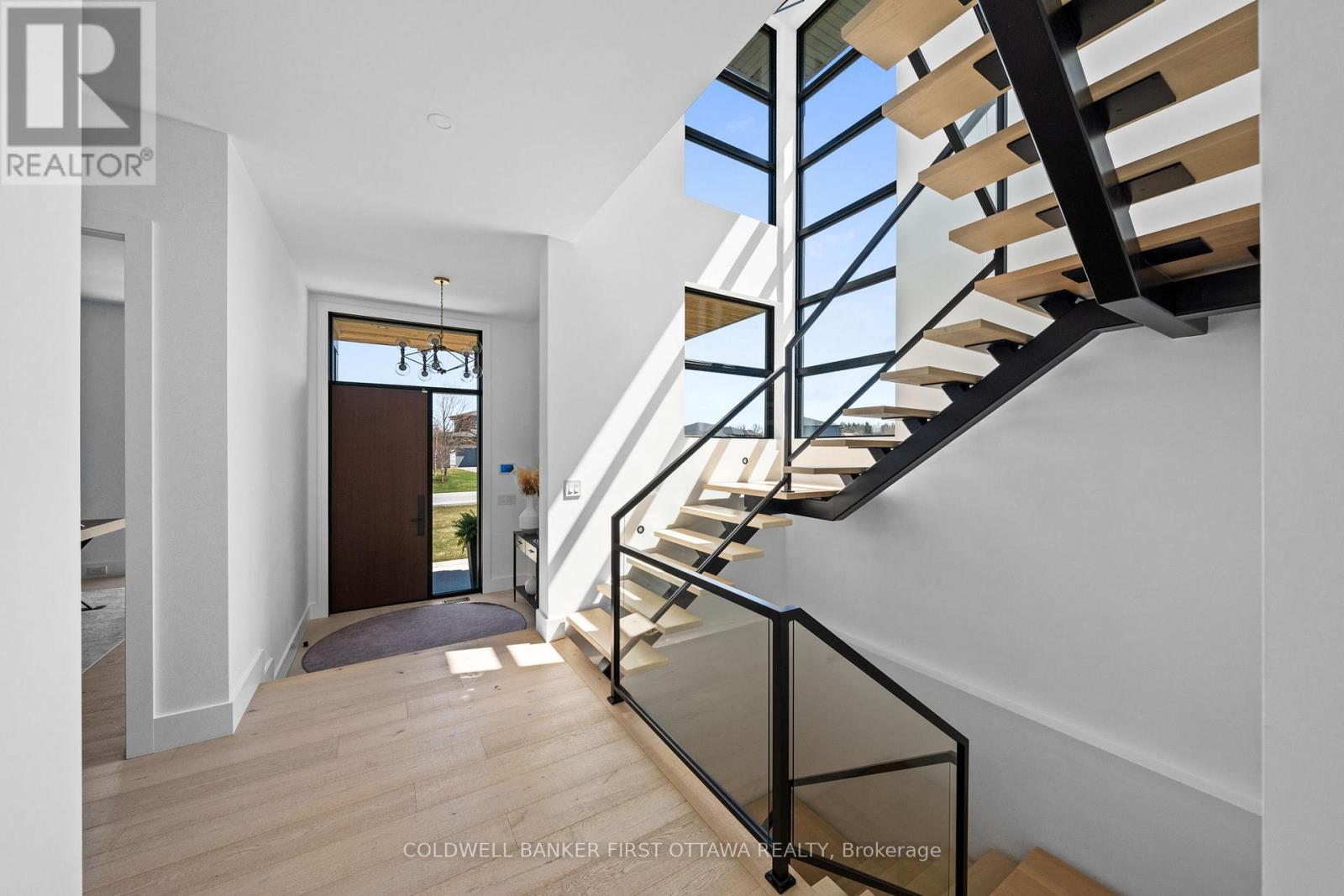 781 MCMANUS AVENUE - 8