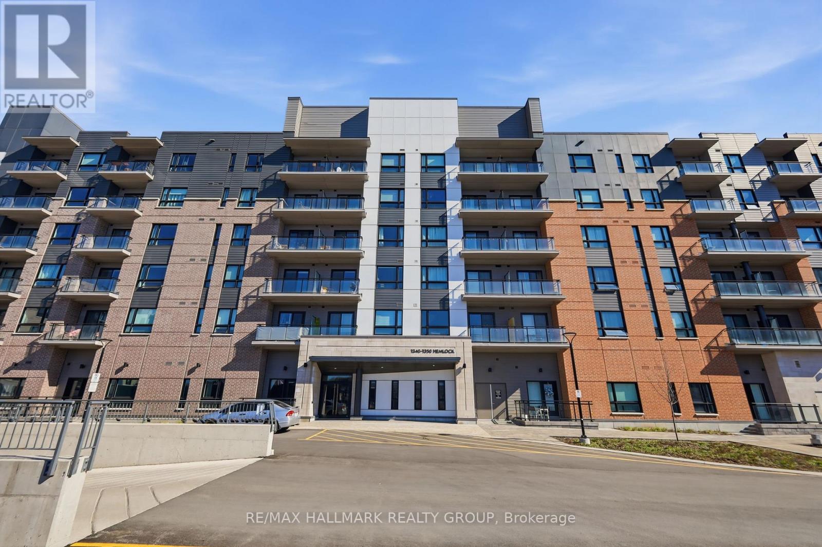 Building back entrance & garage access