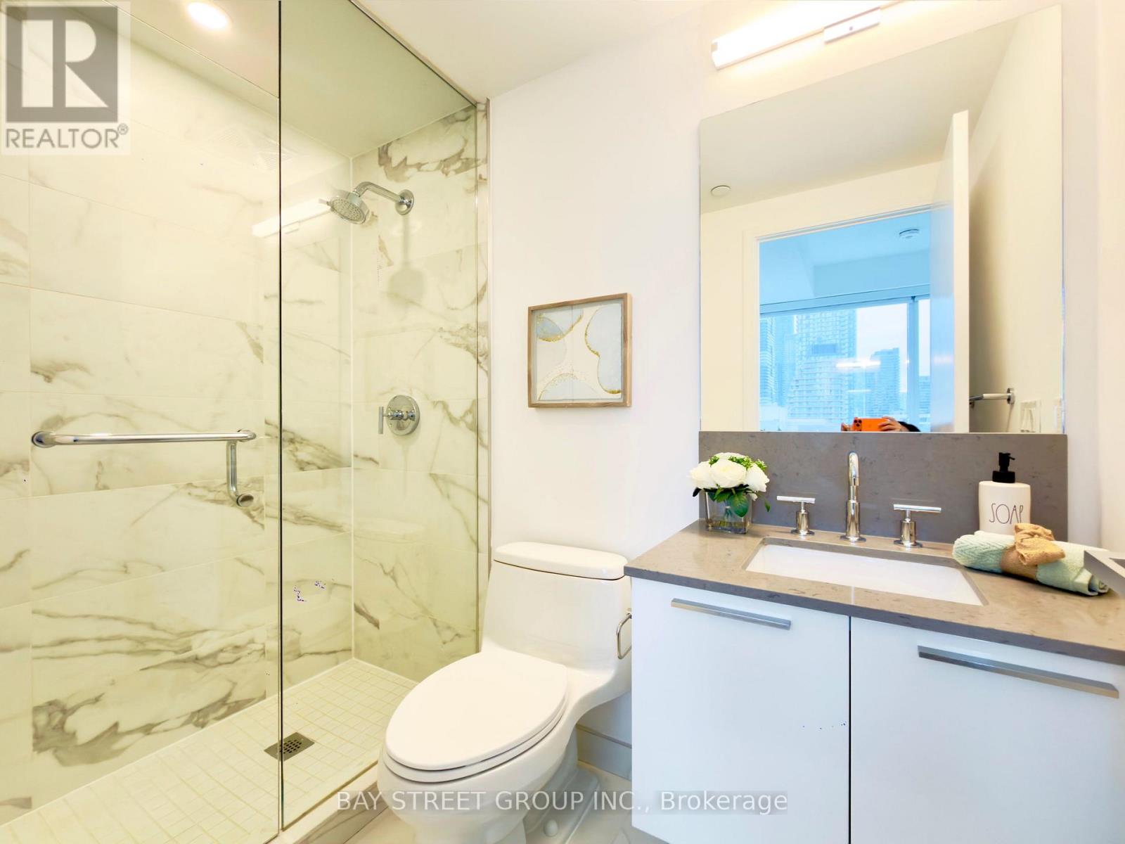 #1507 3 GLOUCESTER STREET - 26