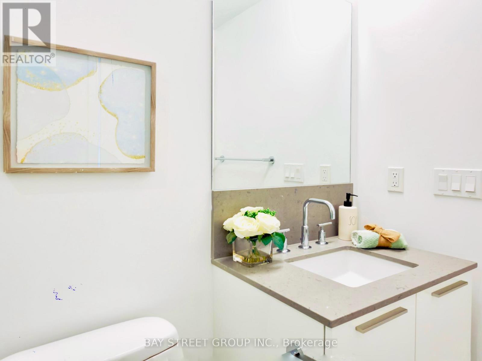 #1507 3 GLOUCESTER STREET - 27
