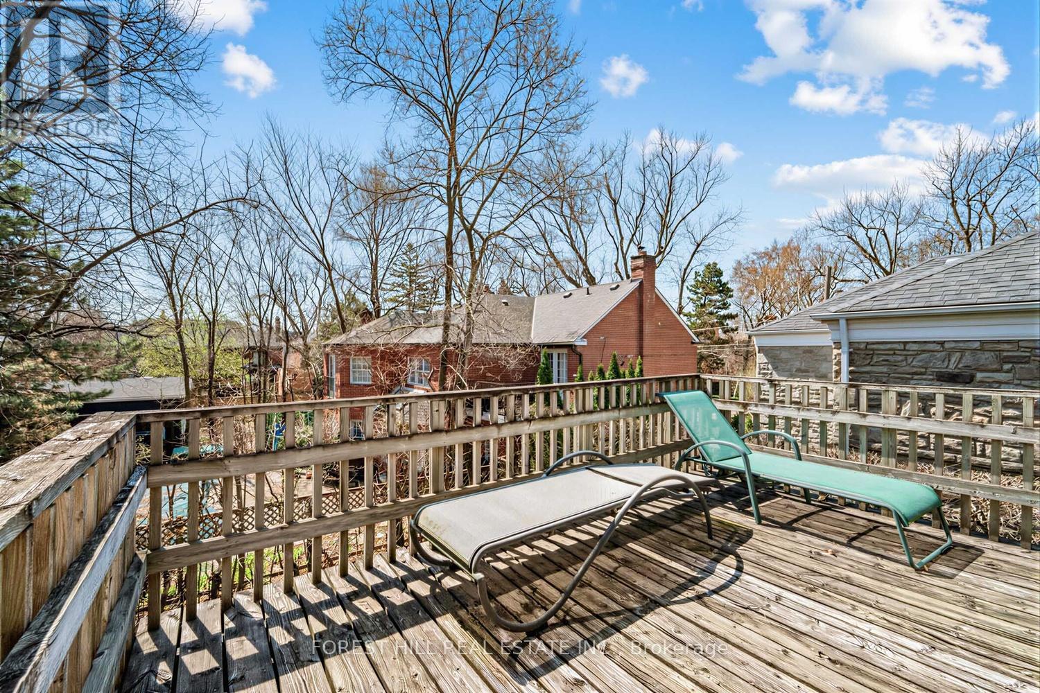 339 CORTLEIGH BOULEVARD - 14