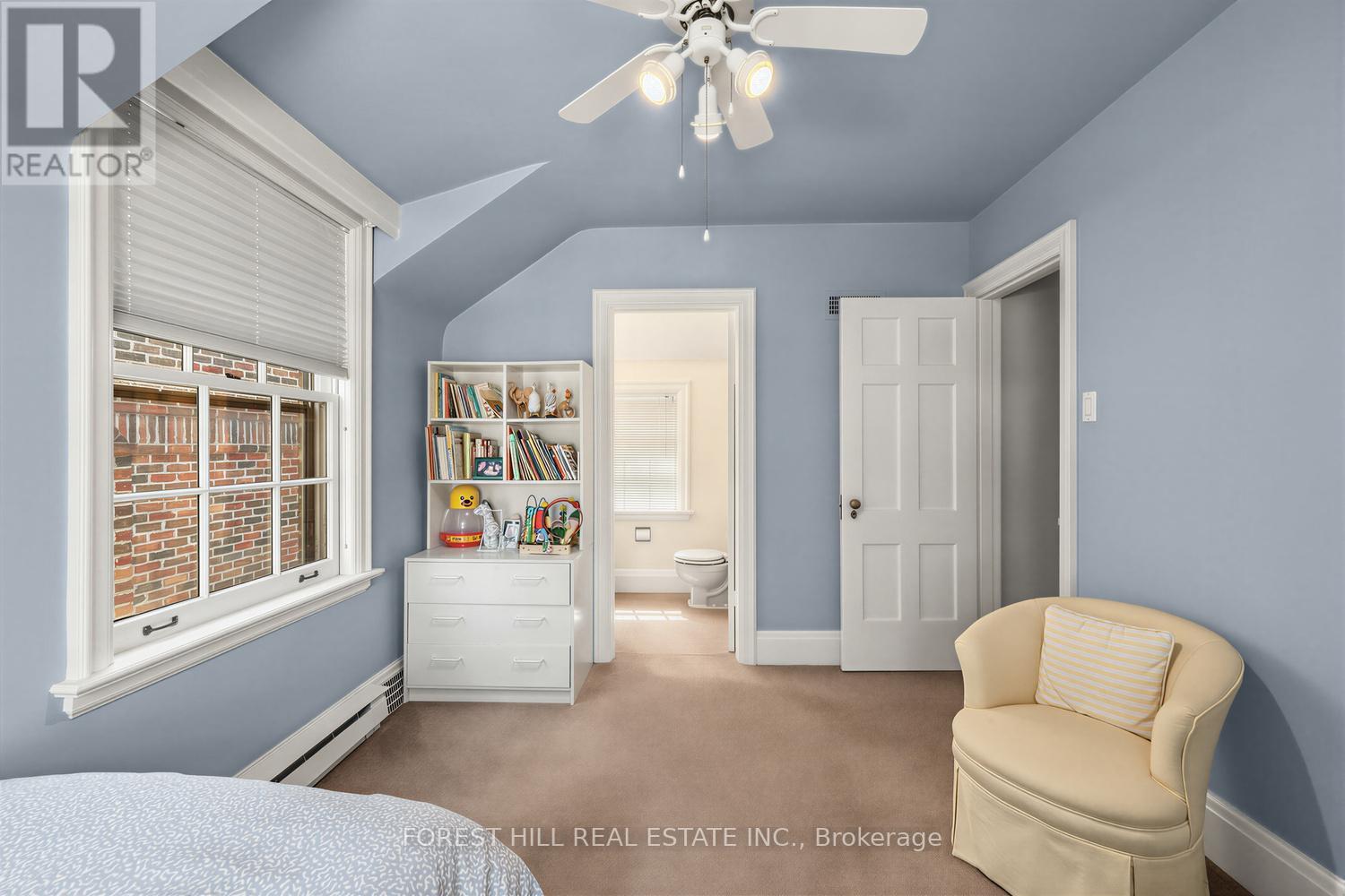 339 CORTLEIGH BOULEVARD - 21